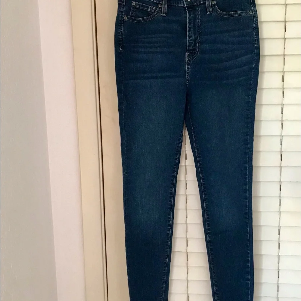 Signature Levi Straus Gold High Rise Jegging Jeans 9 - 29 Five Pocket